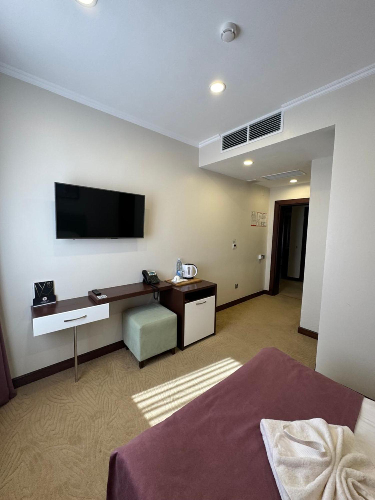 Sulo Atyrau Hotel Εξωτερικό φωτογραφία