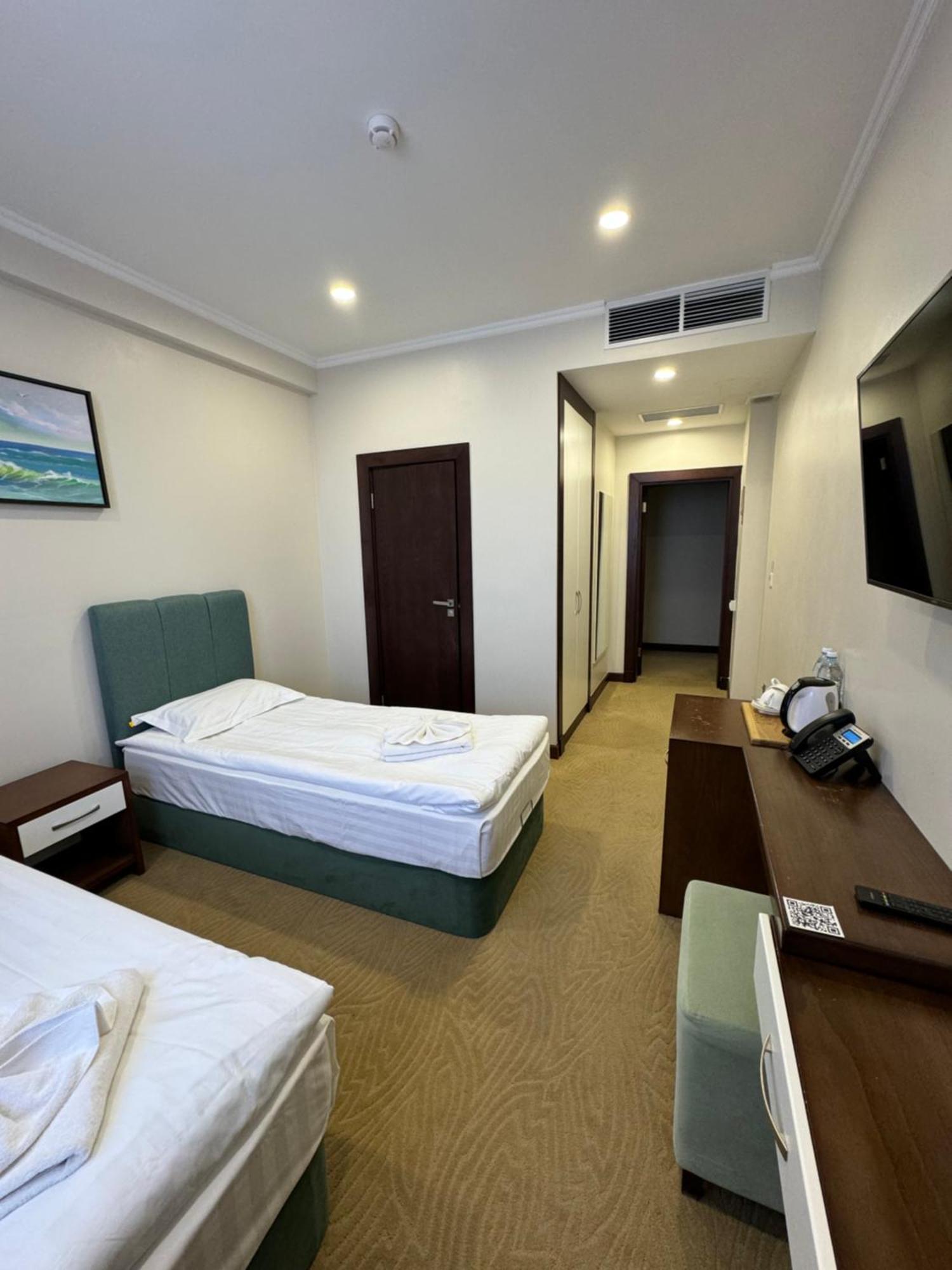 Sulo Atyrau Hotel Εξωτερικό φωτογραφία