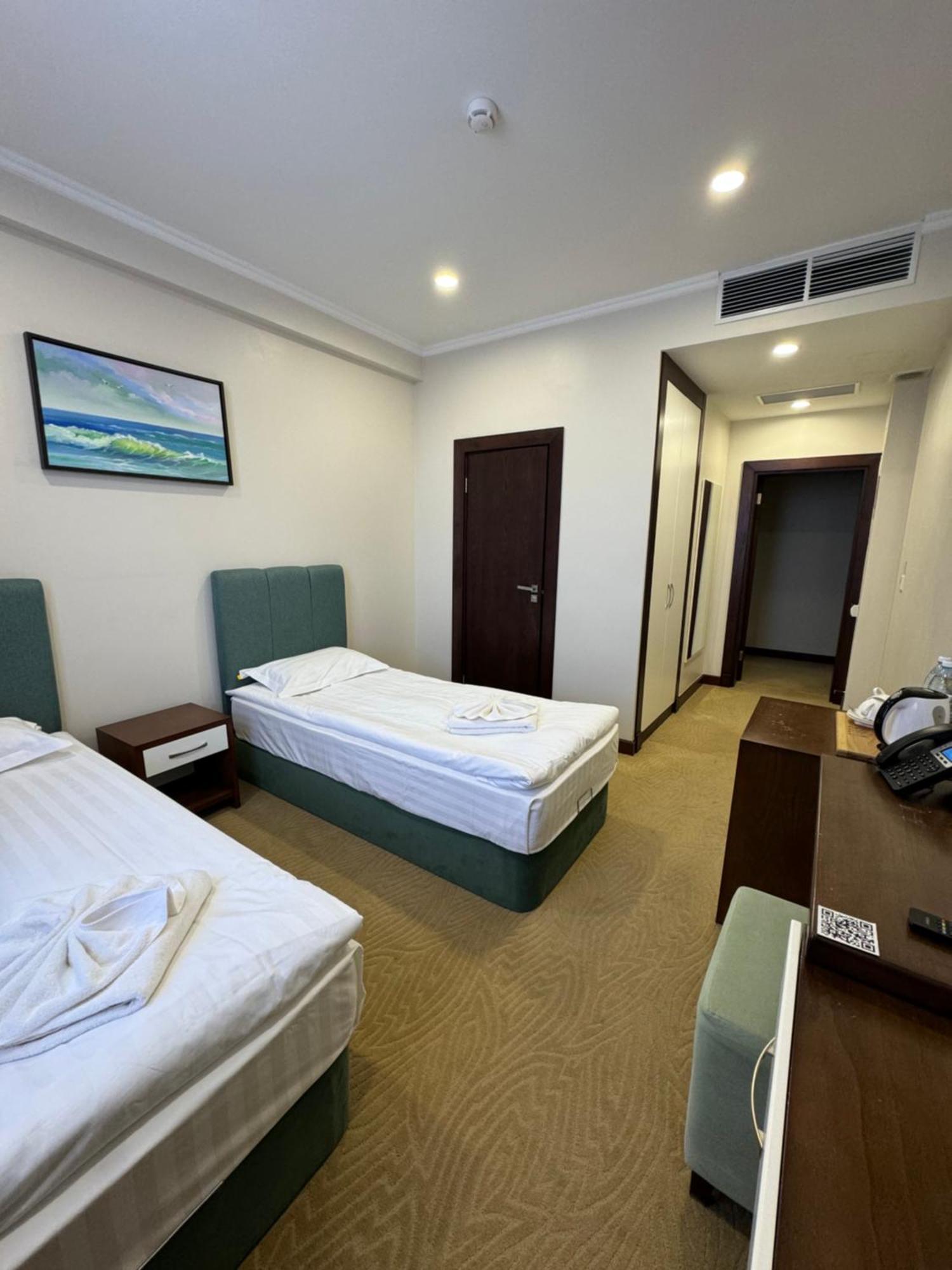 Sulo Atyrau Hotel Εξωτερικό φωτογραφία