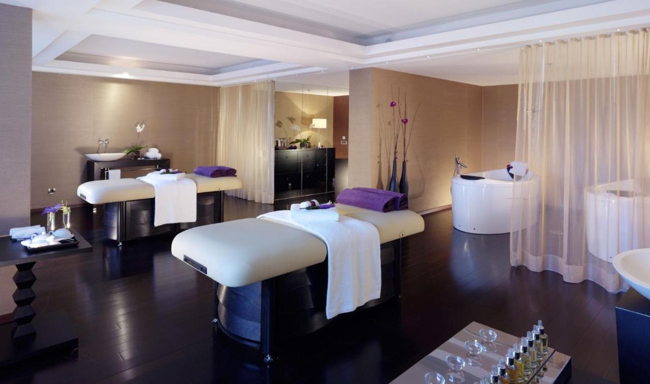 Sulo Atyrau Hotel Εξωτερικό φωτογραφία